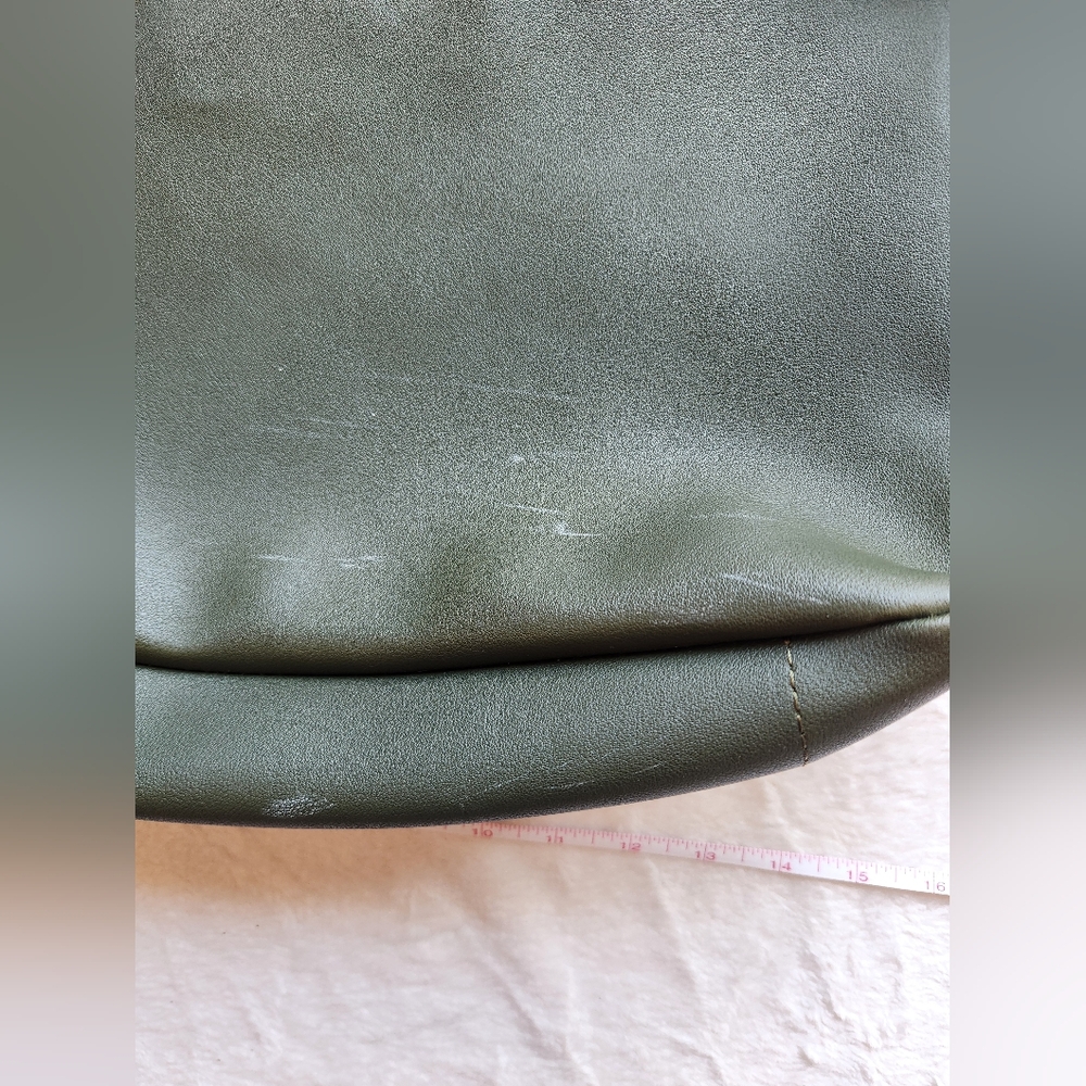 Neiman Marcus Green Shoulder Vegan Leather Bag with Modern Trapezoidal Design - Picture 5 of 13